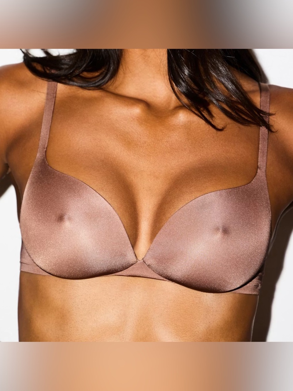 NWT Skims Ultimate Nipple Wireless Push-Up Bra